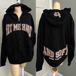 BILLIE EILISH HIT ME HARD AND SOFT THE TOUR ZIP UP HOODIE